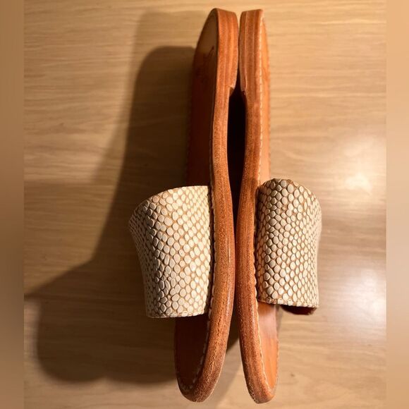 Freebird by Steven Golden Cream Leather Snake Embossed Slide Sandals Size 10 - Picture 3 of 10